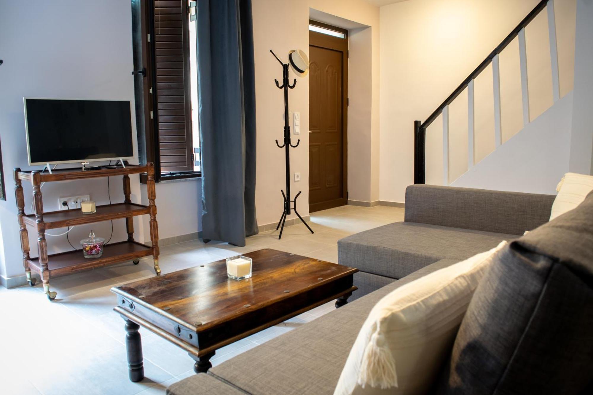 Selini Apartment Nafplio Ngoại thất bức ảnh